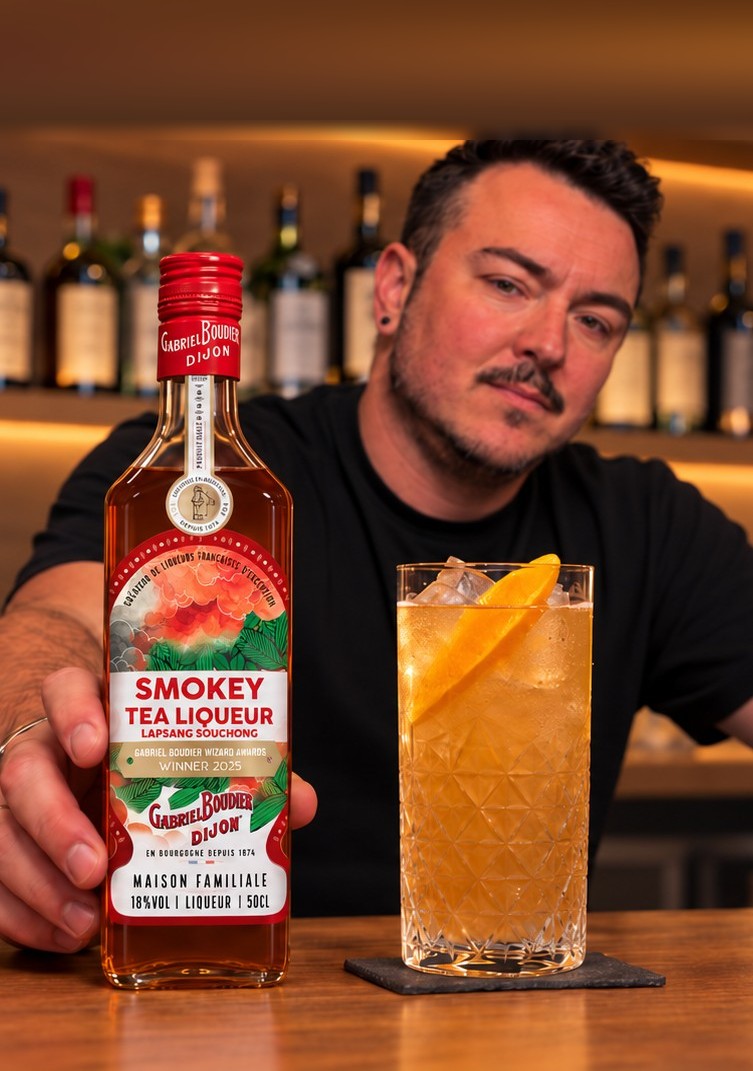 Lapsang Souchong Tea Liqueur — Bérenger Bouttier